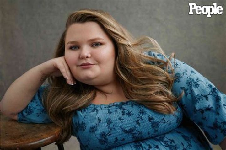 Alana Pancyr boyfriend: Does Alana Pancyr have a boyfriend? 1 Alana