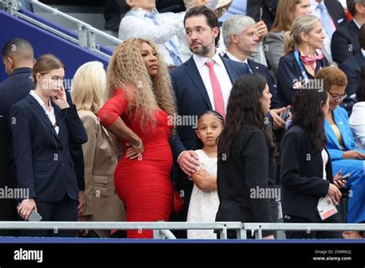 How many children does Serena Williams and her husband have? 1 ALEXIS OLYMPIA e1660136422163