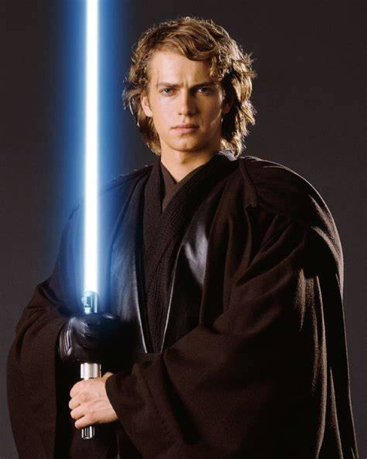 Anakin Skywalker's eyes turn red in 'Ahsoka' episode five