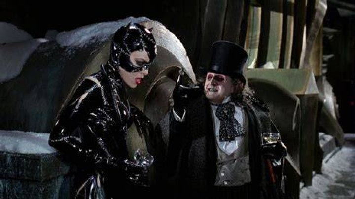 Batman Returns Penguin Catwoman
