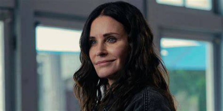 courteney cox stream trailer