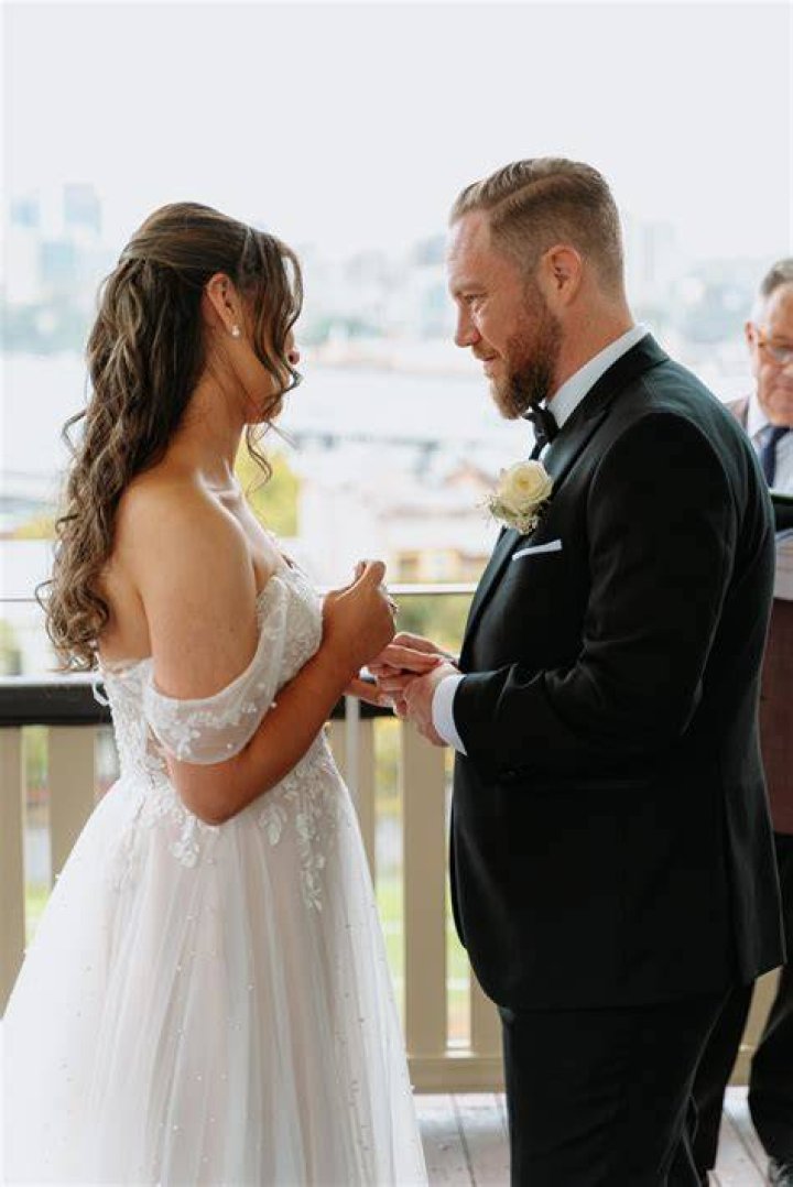 crp CHLOE LATTANZISNEW YEAR WEDDING