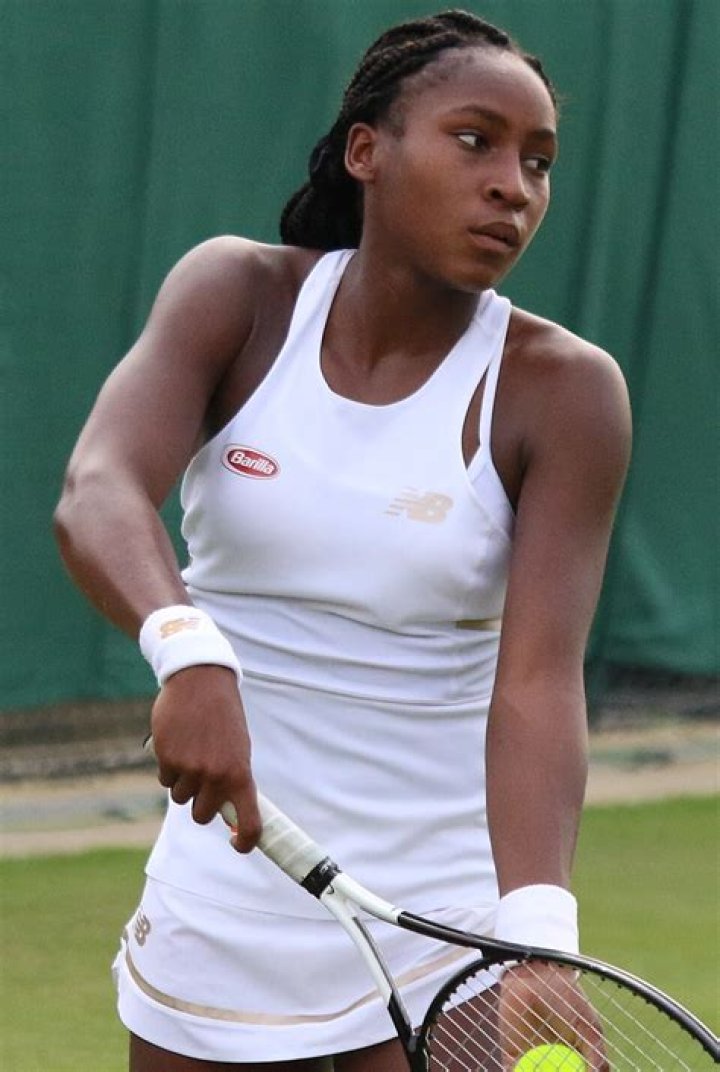 Gauff WMQ19 24