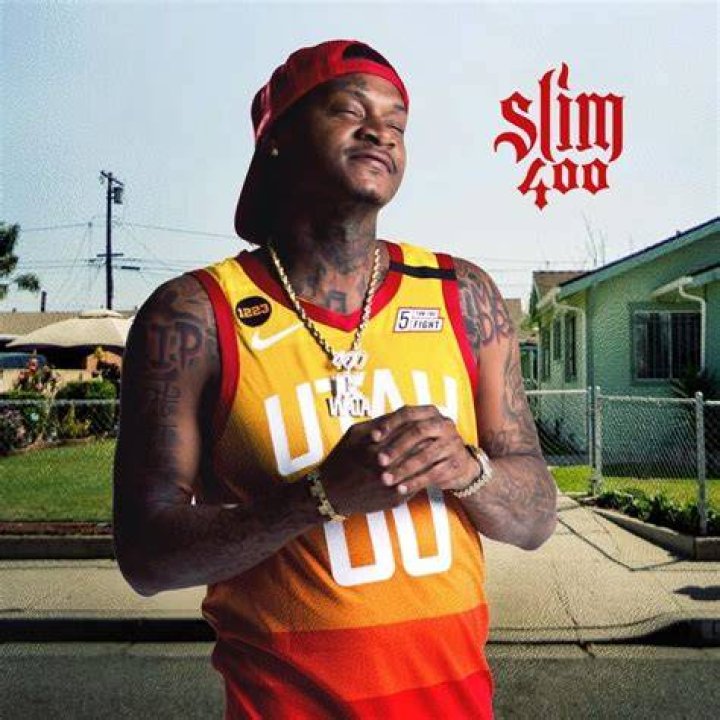 How did Slim 400 survive 9 gunshots in 2019?