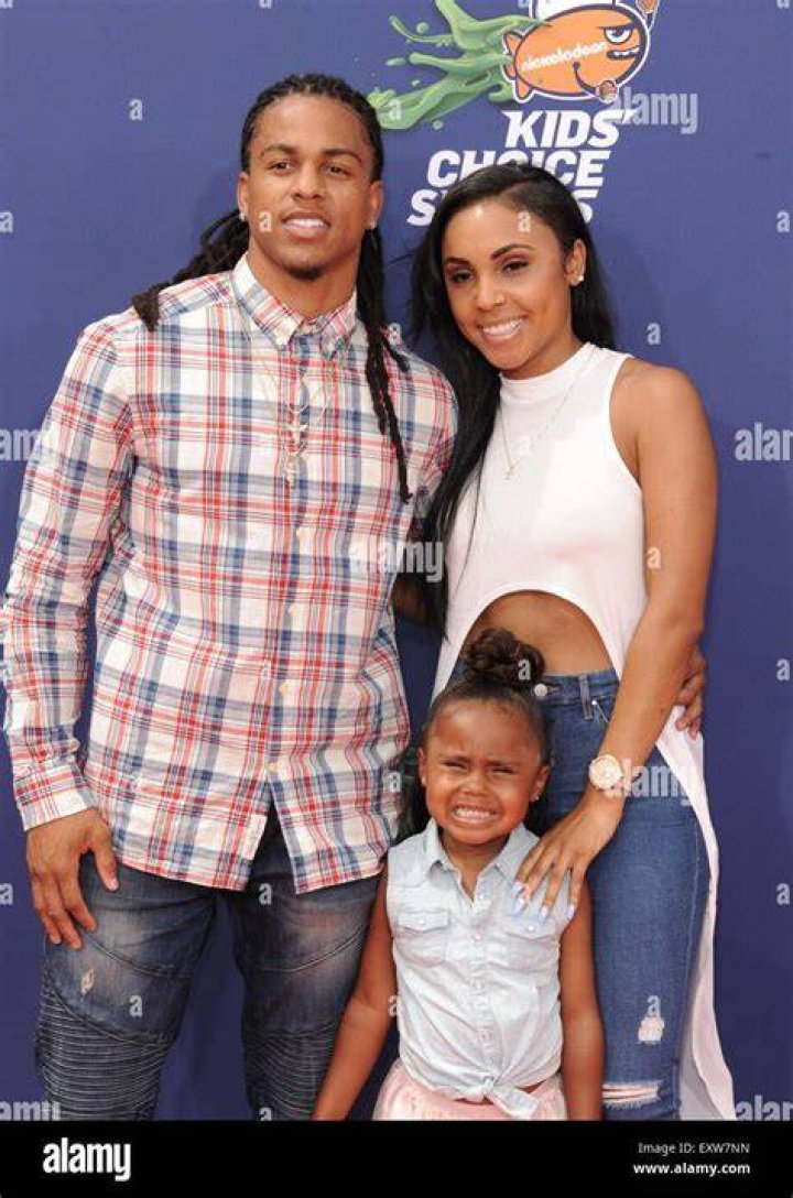 Jason Verrett family, wife, children, parents, siblings 1 jason-verrett-family-wife-children-parents-siblings