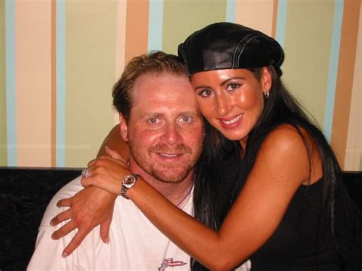 Jeremy Giambi health, disease, drug charges, cause of death 2 Jeremy Giambi wife: Who is Naia Giambi?