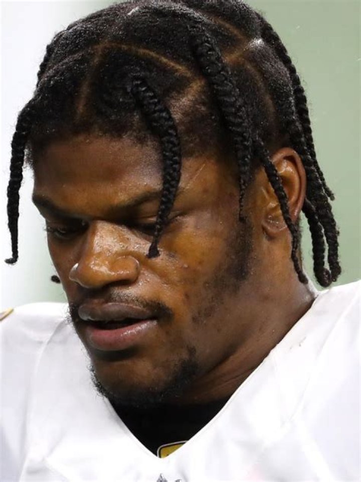 Lamar Jackson braids