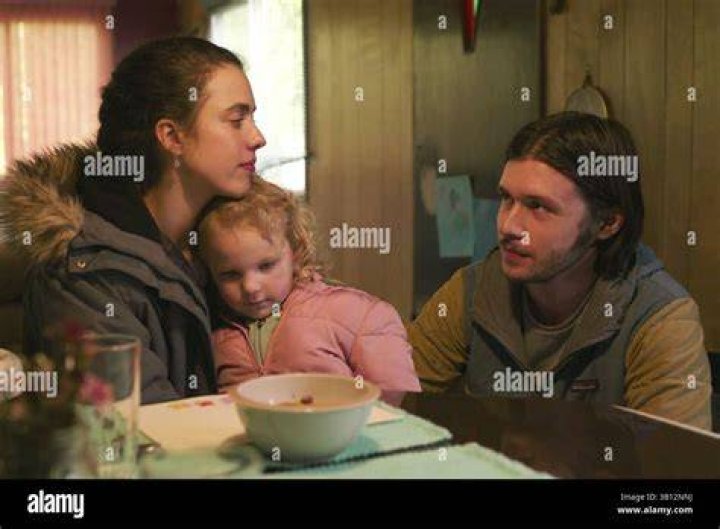 MAID (L to R) MARGARET QUALLEY as ALEX in episode 101 of MAID
