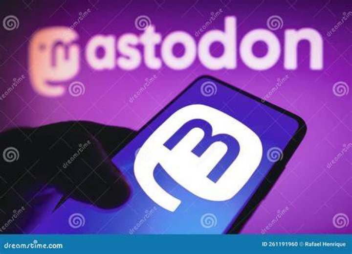 Mastodon logo home page