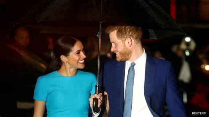 Meghan Markle and Prince Harry shouldn t have disowned Thomas Markle says Samantha Markle 1617928