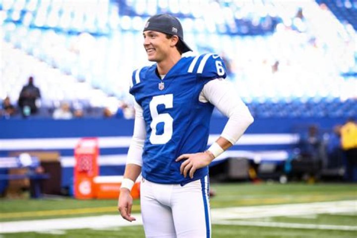 michael-badgley-height-and-weight-measurement-in-meters-feet-kg-and-ibs