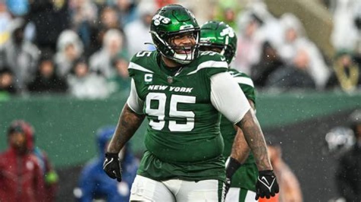 Quincy Williams height and weight – Measurement in meters, feet, KG and Ibs 1 Quincy Williams NY Jets Quinnen Brother Stats Film PFF Grade