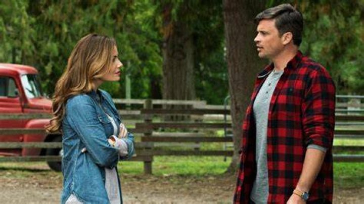 Tom-Welling-Clark-Kent-Crisis-On-Infinite-Earths