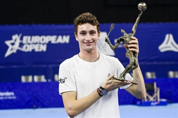 Ugo Humbert wife: Is Ugo Humbert married? 1 Ugo Humbert