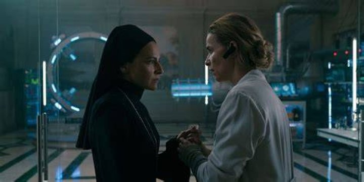 Warrior Nun. (L to R) Sylvia De Fanti as Mother Superion, Olivia Delc&aacute;n as Sister Camila in episode 206 of Warrior Nun.