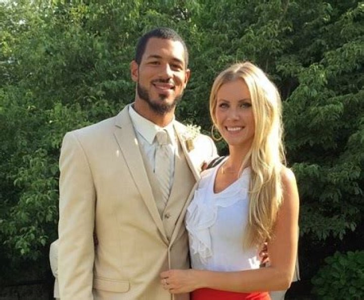 Who is Brandie Thomas, Wife of Logan Thomas? His Parents, Family, Salary, Jersey - yebscore.com