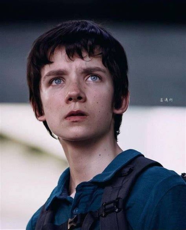 x-y-asa-butterfield